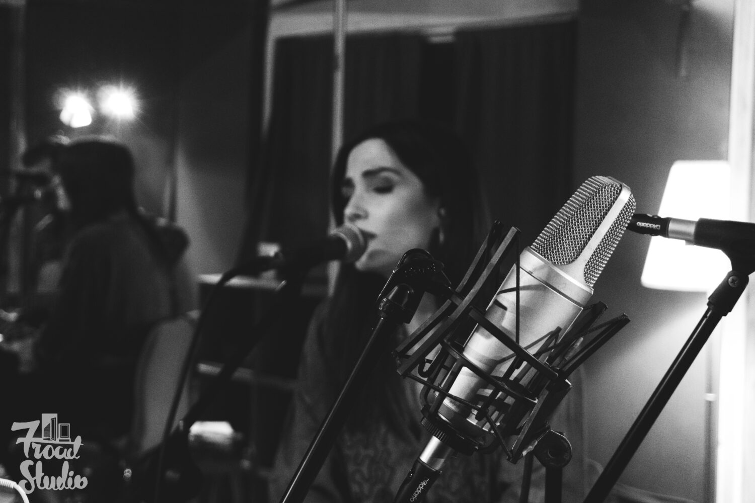 MAGDA VAROUCHA LIVE STREAM