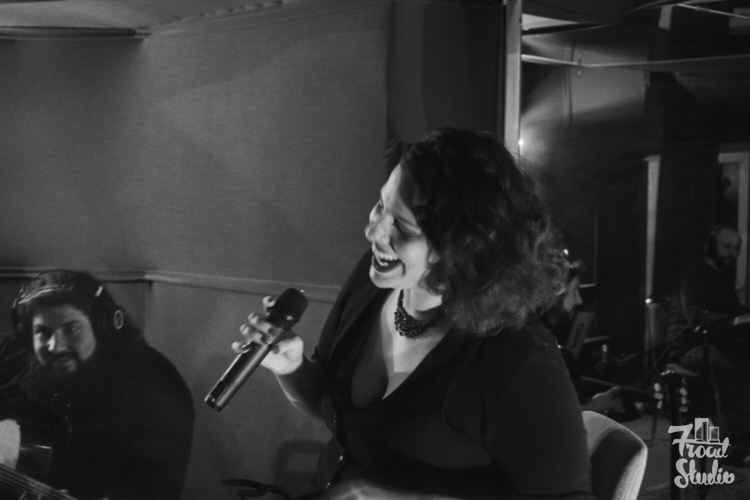 MARIA VASILOPOULOU LIVESTREAM